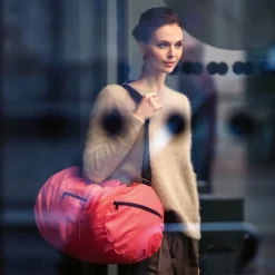 Borsone pieghevole Reisenthel mini maxi dufflebag Coral