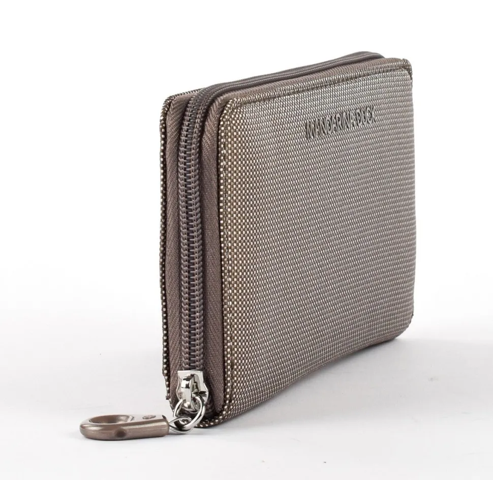 Portafoglio donna con zip Mandarina Duck MD20 MPN1 Taupe