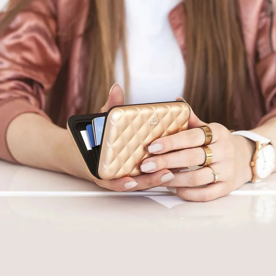 Portafoglio in alluminio Ogon Design Smart Case V2 Quilted Rose Gold