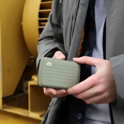 Portafoglio in alluminio Ogon Design Smart Case V2 Cactus Green