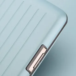 Portafoglio in alluminio Ogon Design Smart Case V2 Arctic Blue